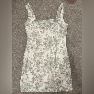 NWOT House of Harlow 1960 White and Green Floral Mini Dress